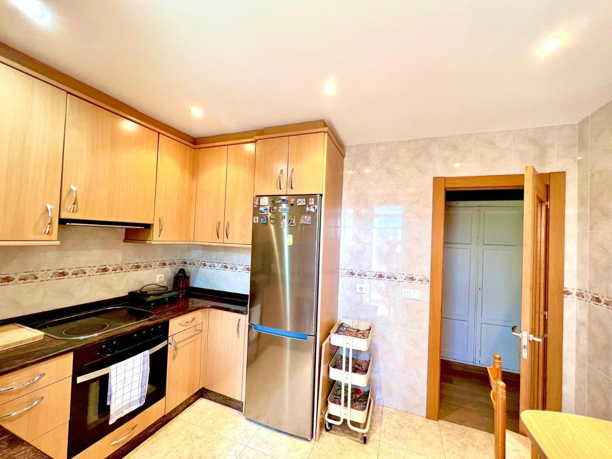 Apartamento Puertu Chicu Con Plaza De Garaje Privada Llanes Luaran gambar