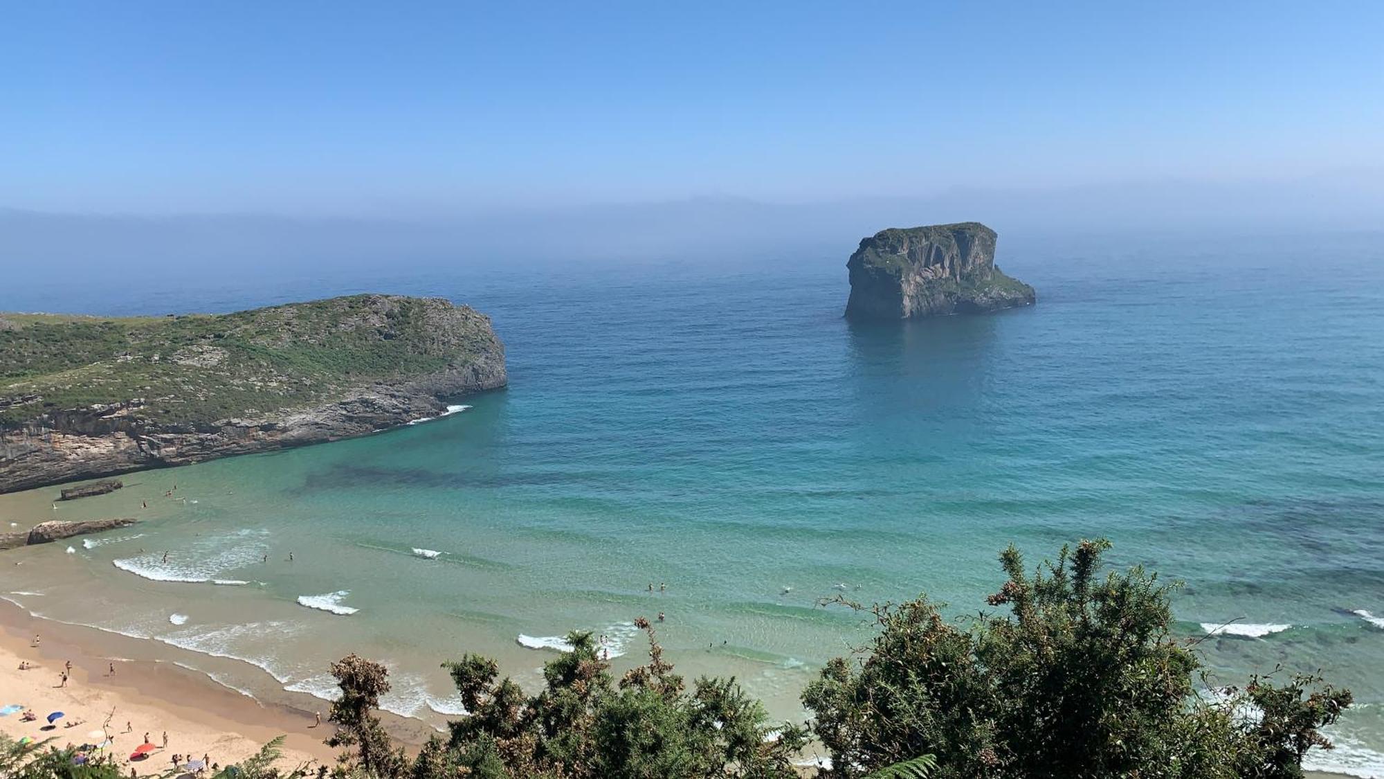 Apartamento Puertu Chicu Con Plaza De Garaje Privada Llanes Luaran gambar